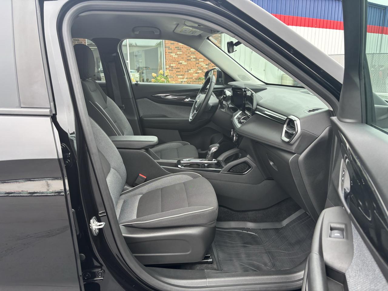 Chevrolet TrailBlazer AWD 4dr LT 2026