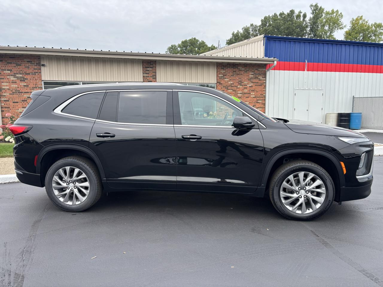 Buick Enclave 4dr Preferred 2025