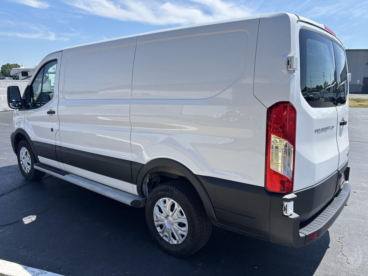 Ford Transit Cargo Van T-250 130" Low Rf 9070 GVWR RWD 2025