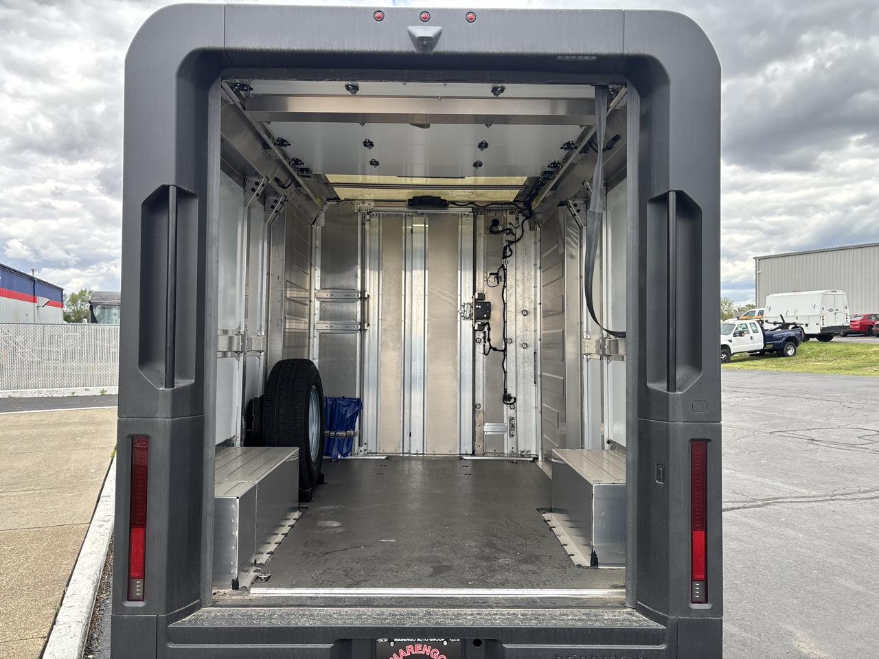 BrightDrop Zevo 400 eAWD 400 2024