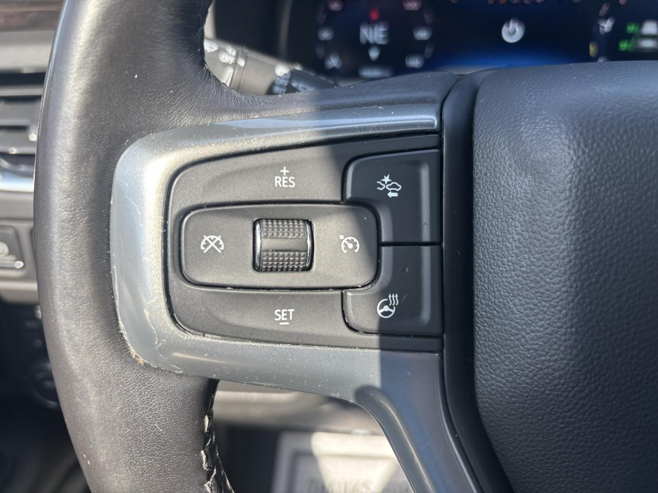 Chevrolet Tahoe 4WD 4dr Z71 2022