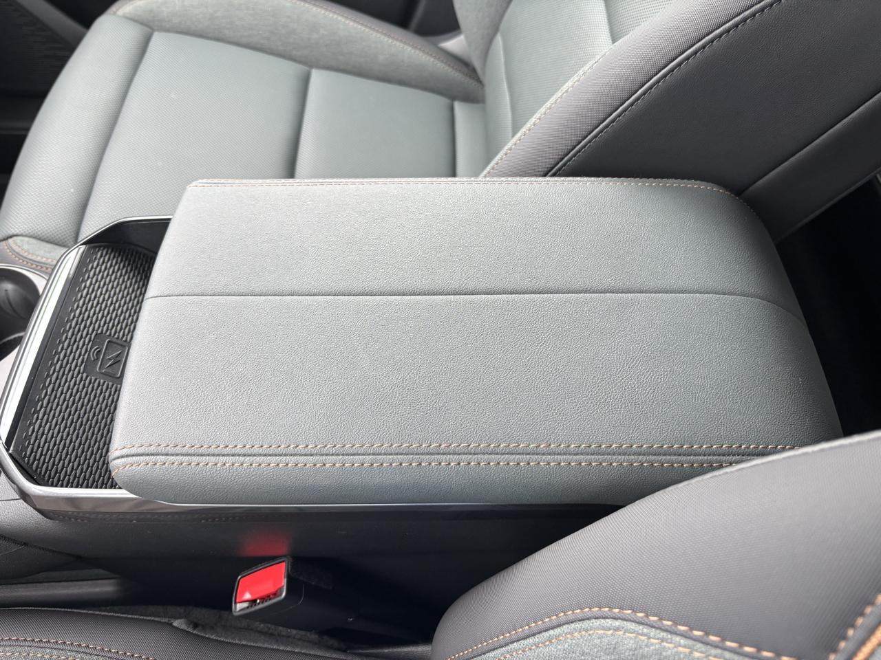GMC Terrain AWD 4dr AT4 2026