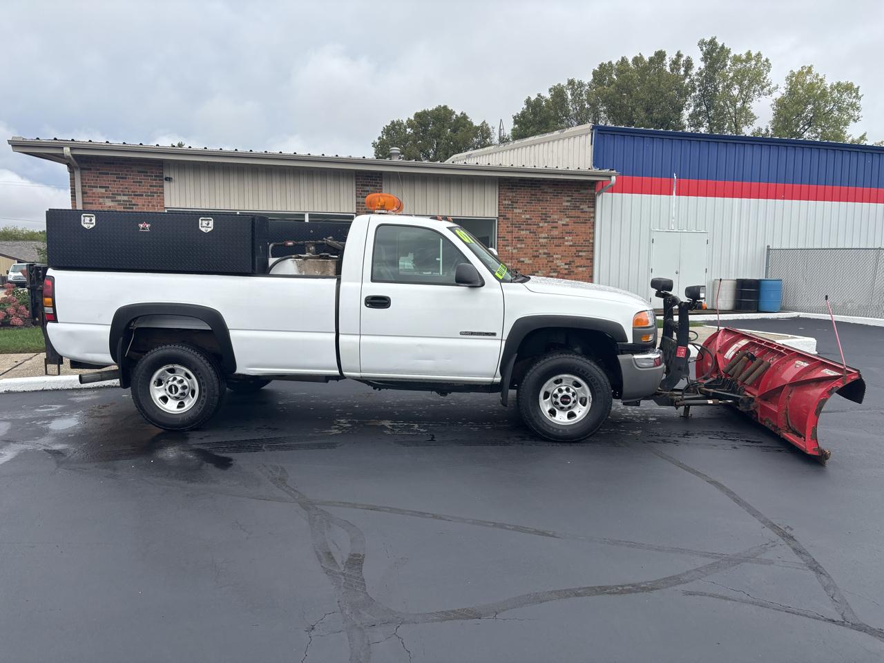 GMC Sierra 3500 Classic 4WD Reg Cab 133" SRW Work Truck 2007