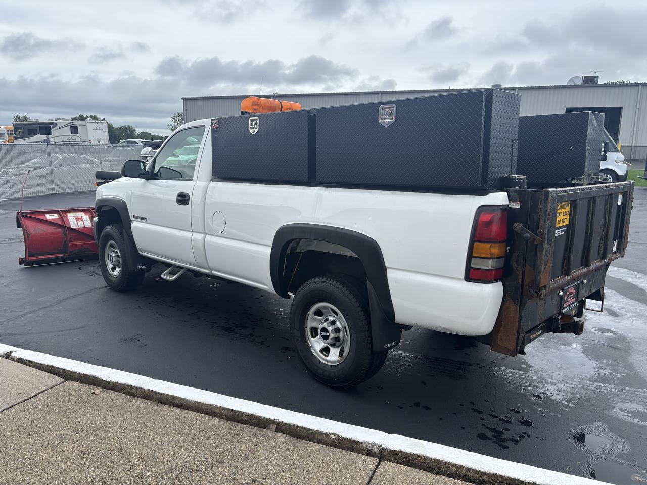 GMC Sierra 3500 Classic 4WD Reg Cab 133" SRW Work Truck 2007