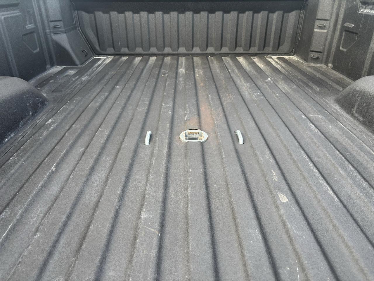 Chevrolet Silverado 2500HD 4WD Reg Cab 142" Work Truck 2026
