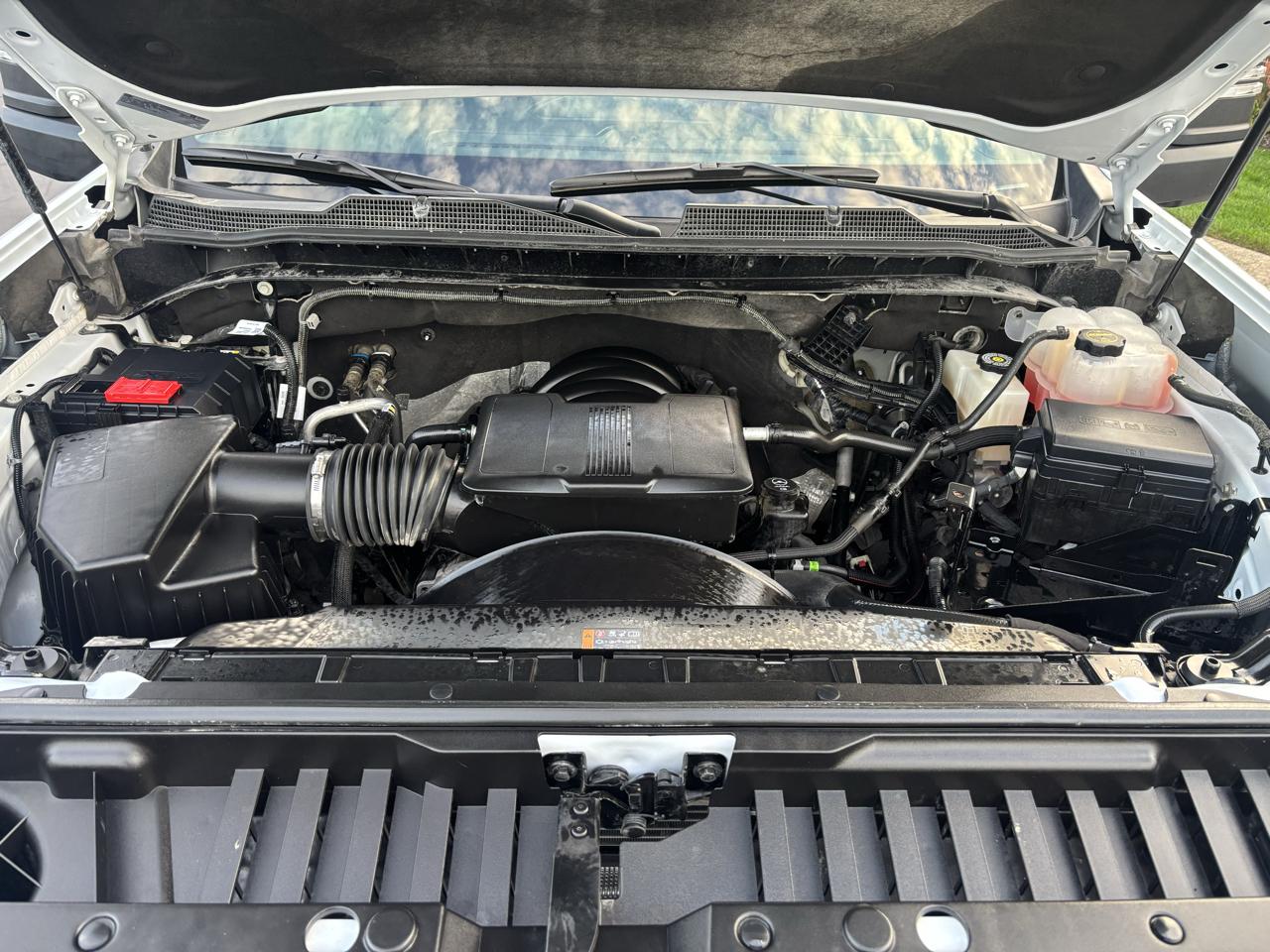 Chevrolet Silverado 2500HD 4WD Reg Cab 142" Work Truck 2026