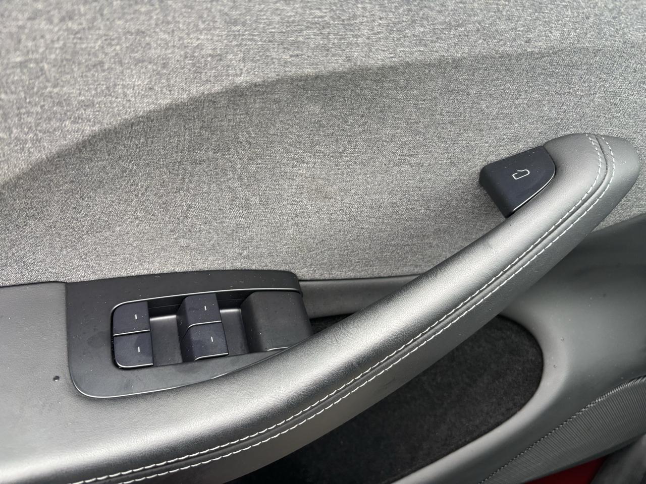 Tesla Model 3 RWD *Ltd Avail* 2024