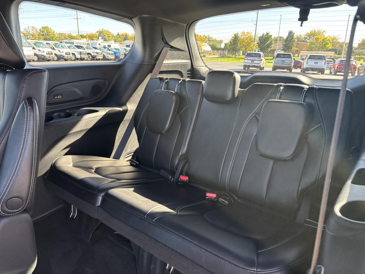 Chrysler Pacifica Hybrid Touring L FWD 2023