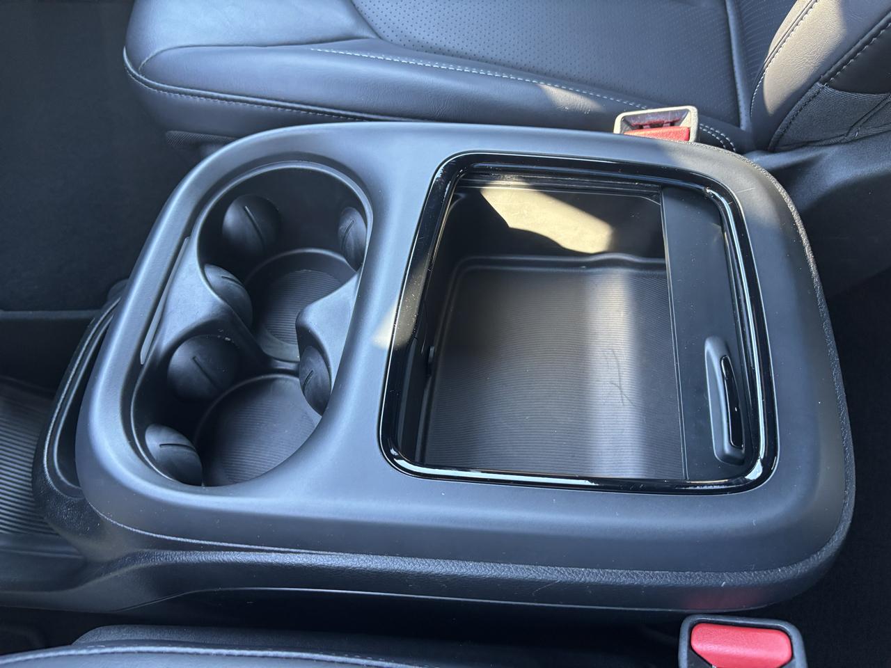 Chrysler Pacifica Hybrid Touring L FWD 2023