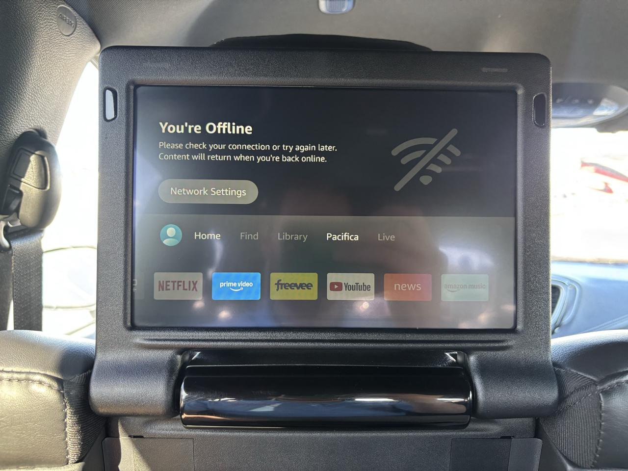 Chrysler Pacifica Hybrid Touring L FWD 2023