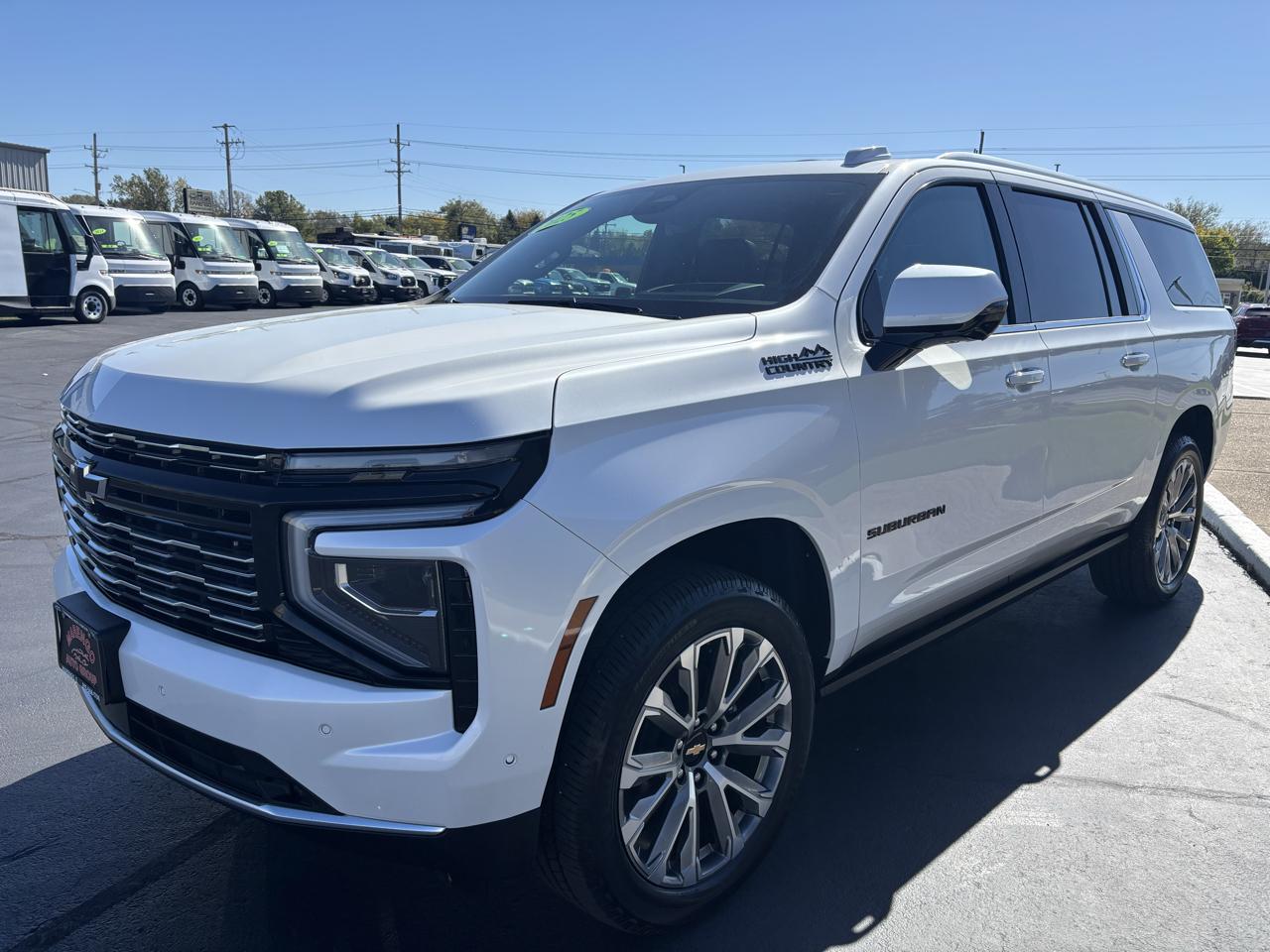Chevrolet Suburban 4WD 4dr High Country 2025