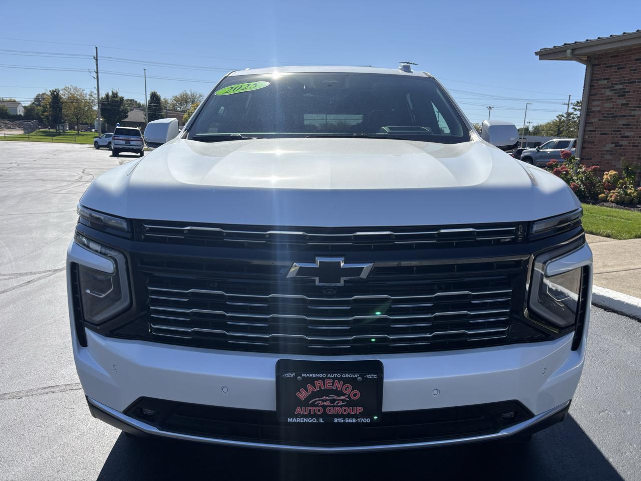 Chevrolet Suburban 4WD 4dr High Country 2025