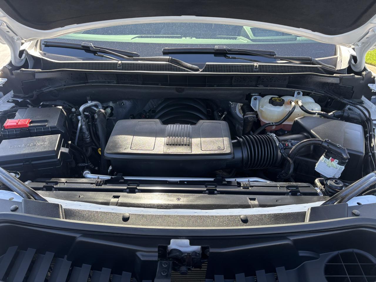 Chevrolet Suburban 4WD 4dr High Country 2025