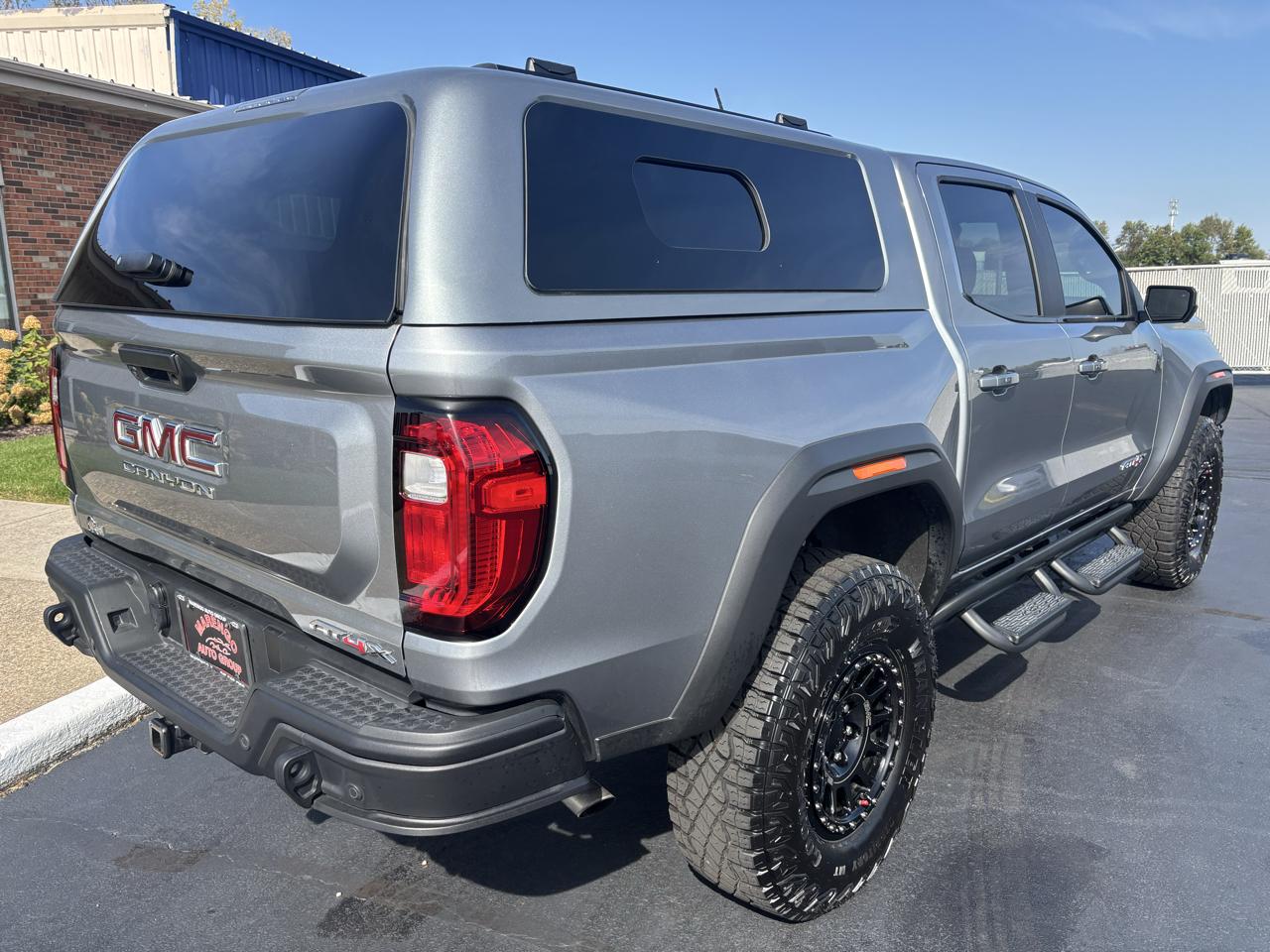 GMC Canyon 4WD Crew Cab AT4X 2024