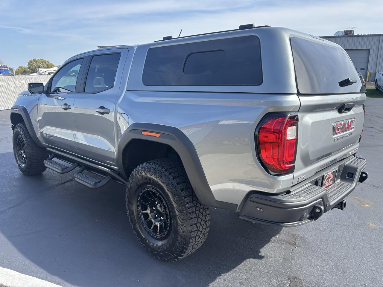 GMC Canyon 4WD Crew Cab AT4X 2024