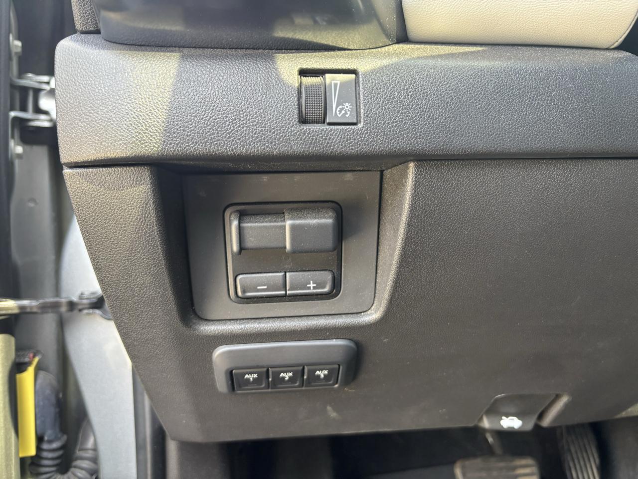 GMC Canyon 4WD Crew Cab AT4X 2024