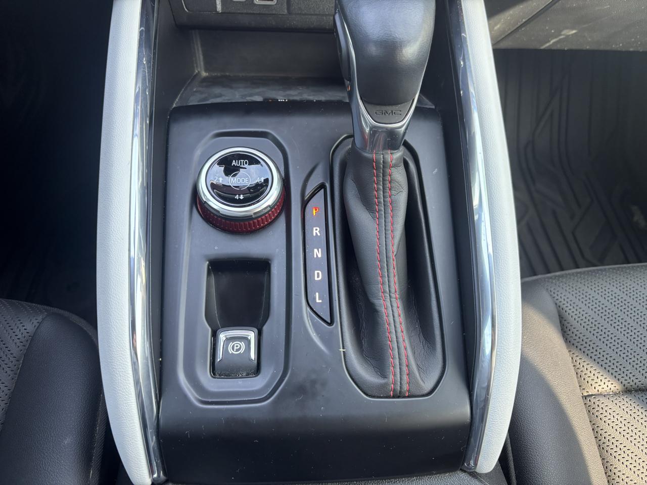 GMC Canyon 4WD Crew Cab AT4X 2024