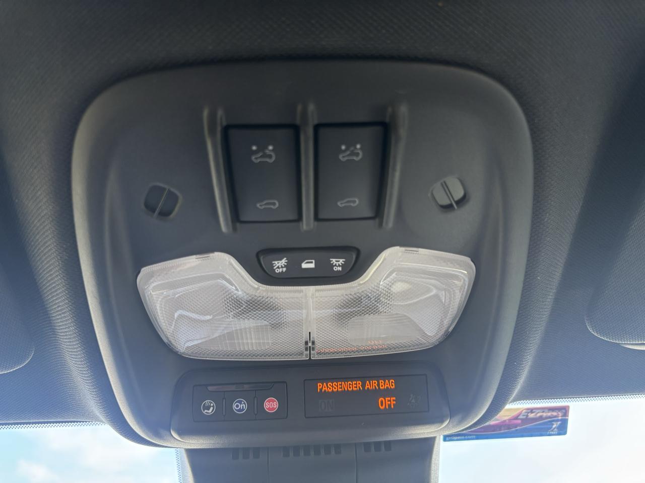 GMC Canyon 4WD Crew Cab AT4X 2024