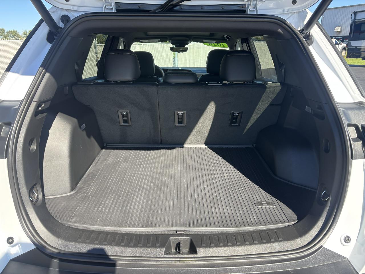 Chevrolet Equinox AWD 4dr ACTIV w/KDZ 2026