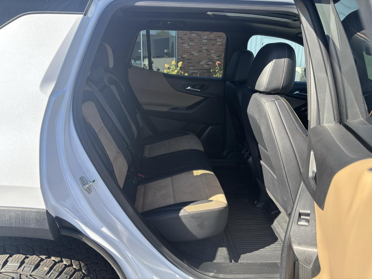 Chevrolet Equinox AWD 4dr ACTIV w/KDZ 2026