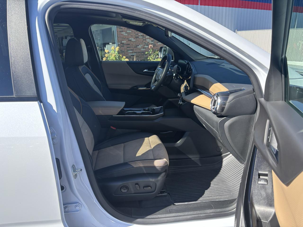 Chevrolet Equinox AWD 4dr ACTIV w/KDZ 2026
