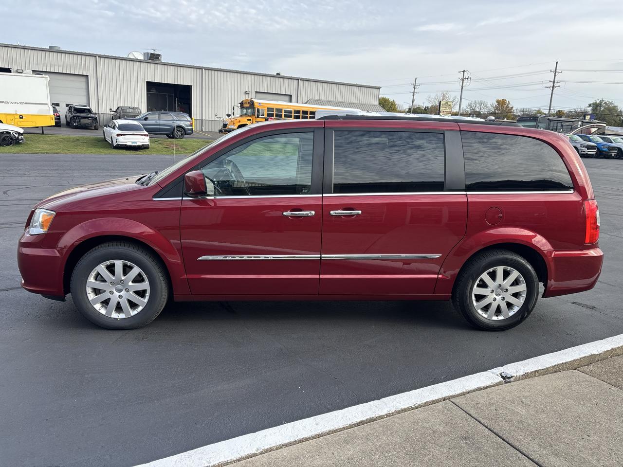 Chrysler Town & Country 4dr Wgn Touring 2016