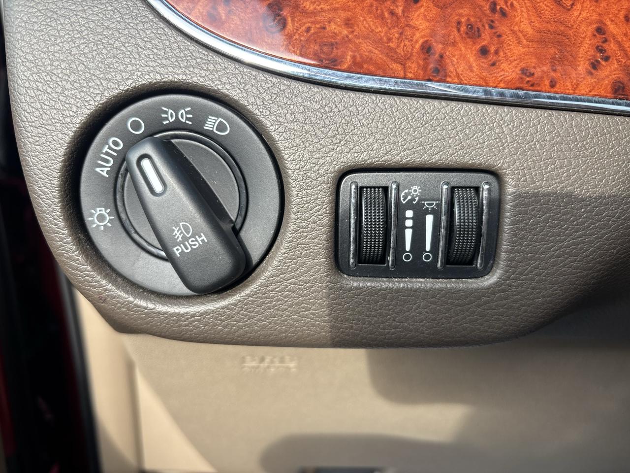 Chrysler Town & Country 4dr Wgn Touring 2016