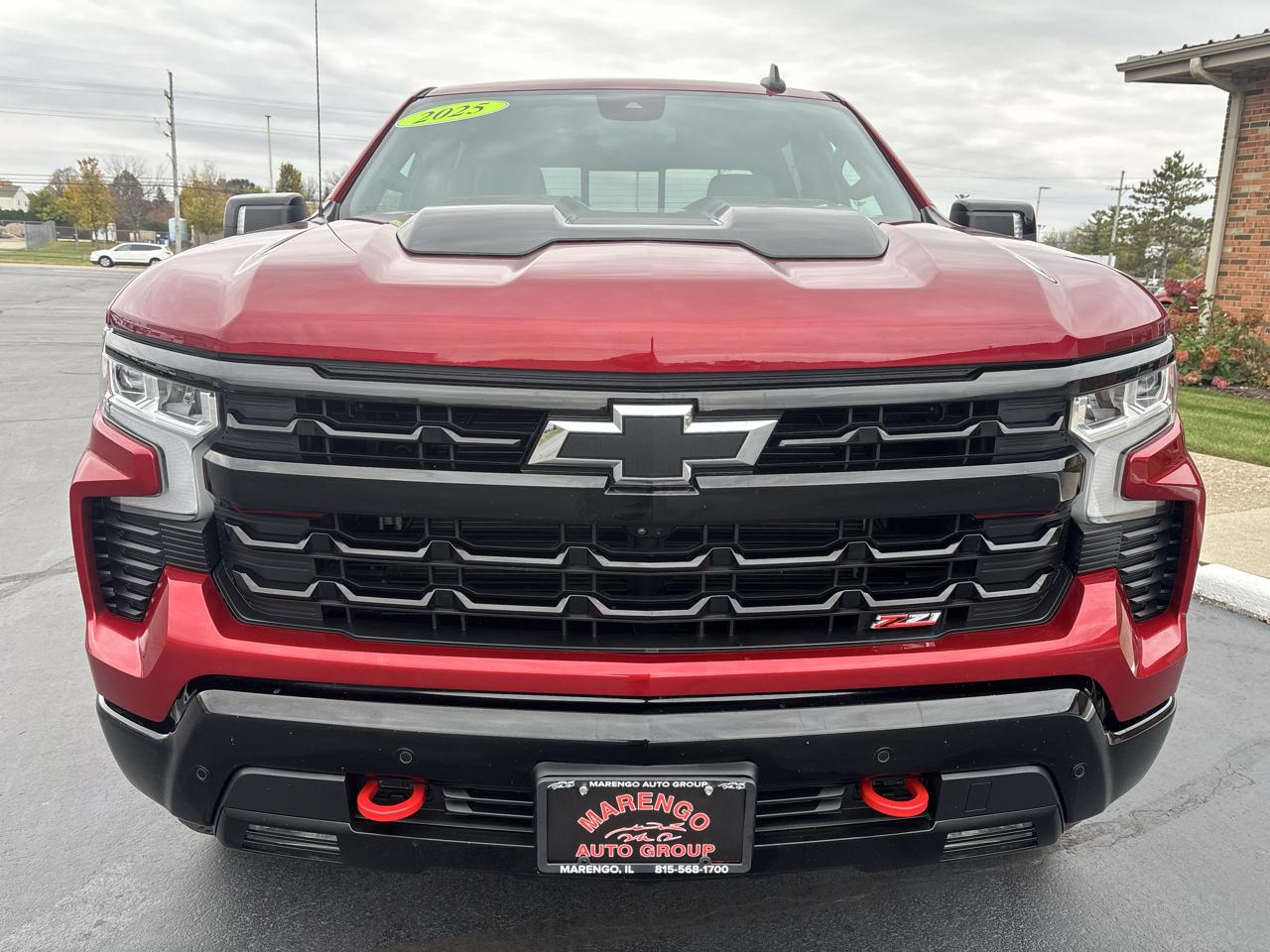Chevrolet Silverado 1500 4WD Crew Cab 147" LT Trail Boss 2025