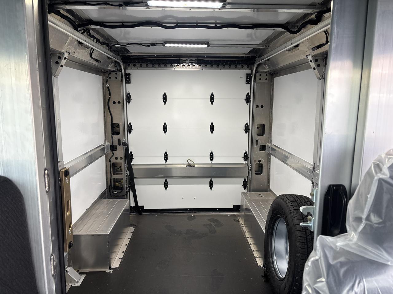 Chevrolet BrightDrop 400 eAWD 400 2025