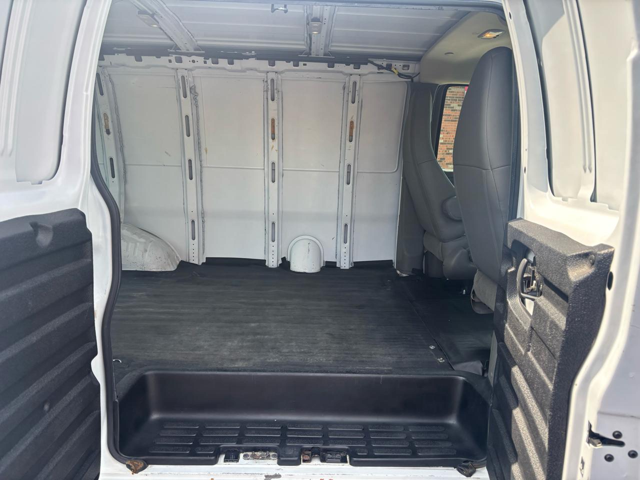Chevrolet Express 2500 Cargo 2016