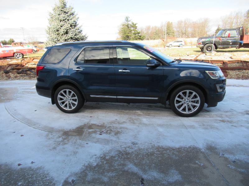 Ford Explorer Limited 4D SUV AWD 2017