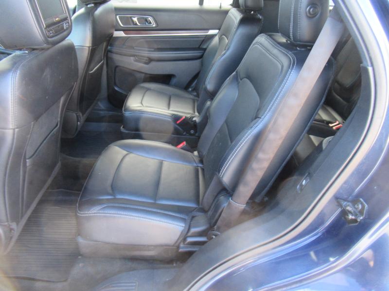 Ford Explorer Limited 4D SUV AWD 2017