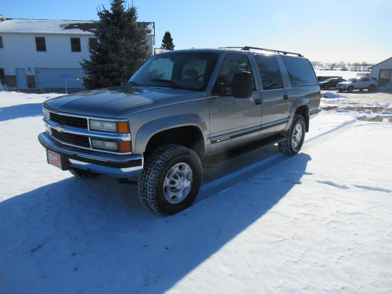 Chevrolet Suburban K2500 4WD 1999