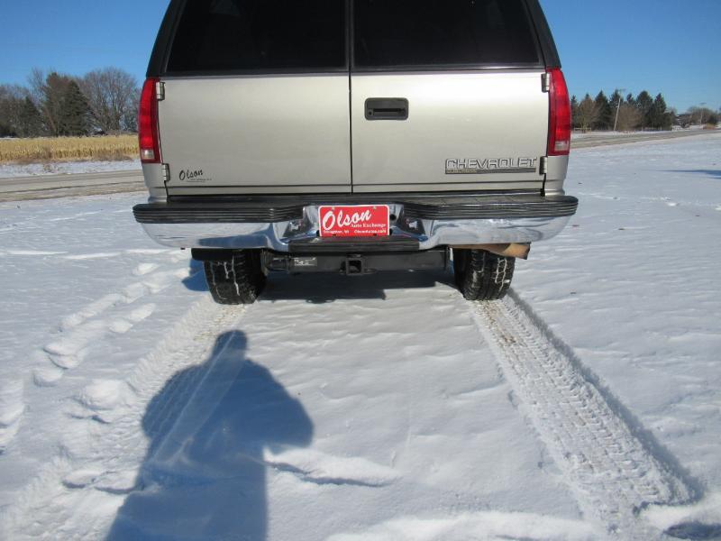 Chevrolet Suburban K2500 4WD 1999