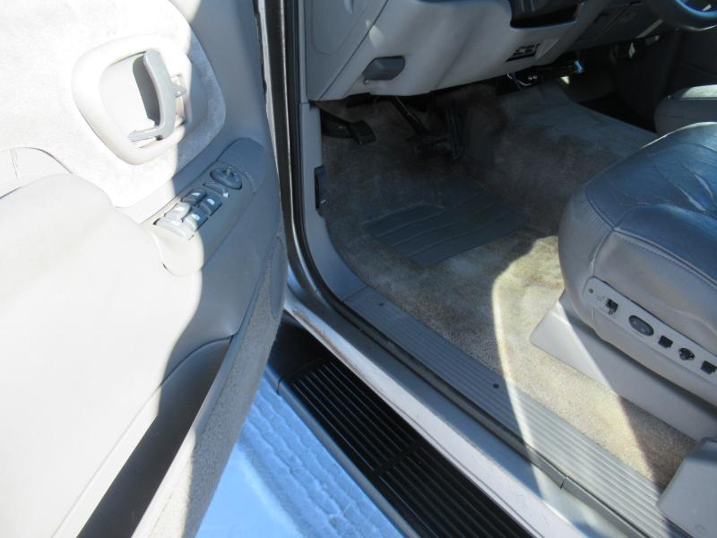Chevrolet Suburban K2500 4WD 1999