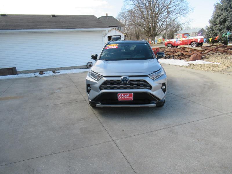 Toyota RAV4 Hybrid XSE 2019