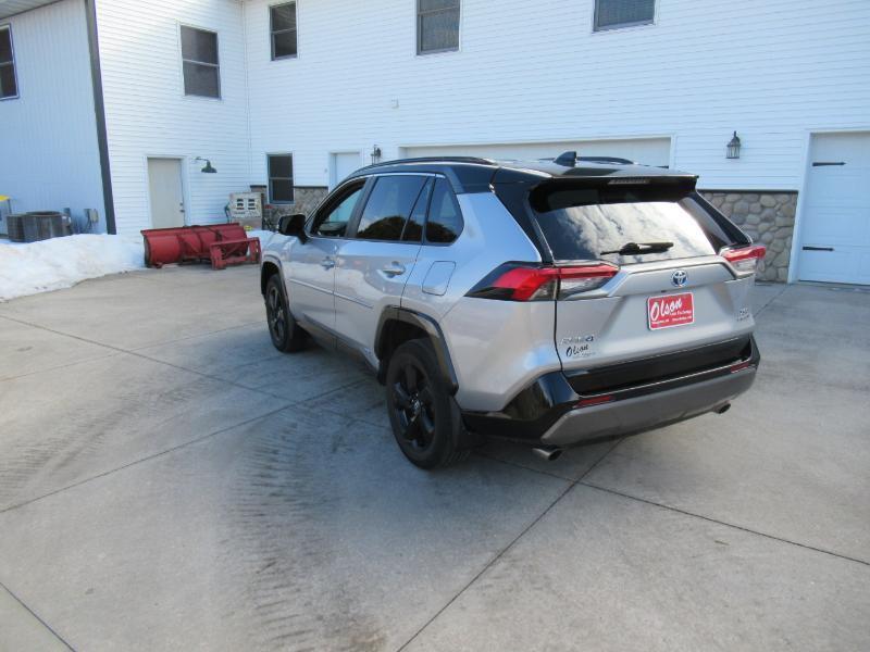 Toyota RAV4 Hybrid XSE 2019