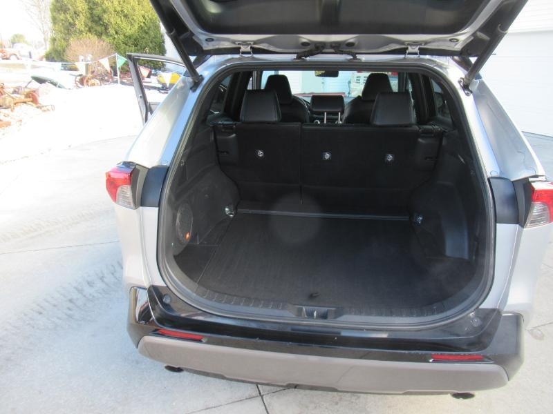 Toyota RAV4 Hybrid XSE 2019