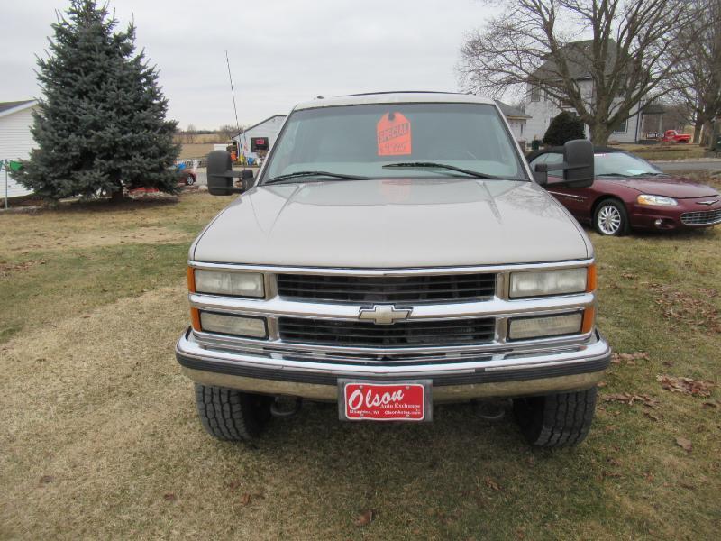 Chevrolet Suburban K2500 4WD 1999