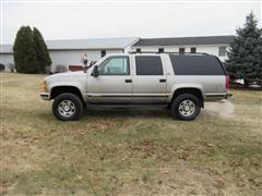 1999 Chevrolet Suburban 