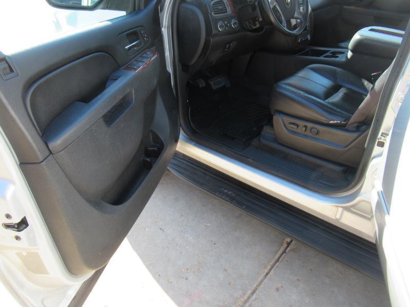 Chevrolet Tahoe LT 4WD 2011