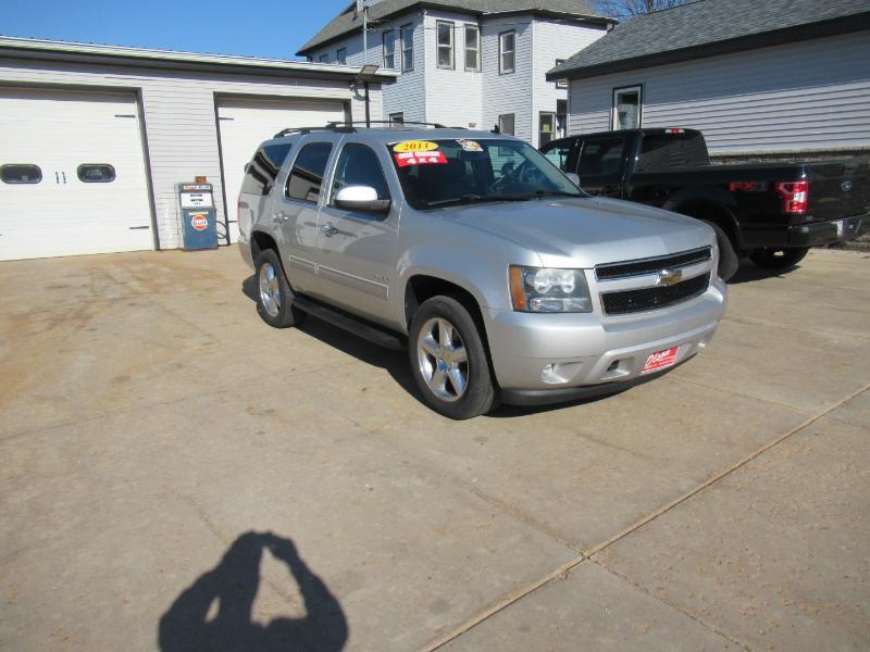 Chevrolet Tahoe LT 4WD 2011
