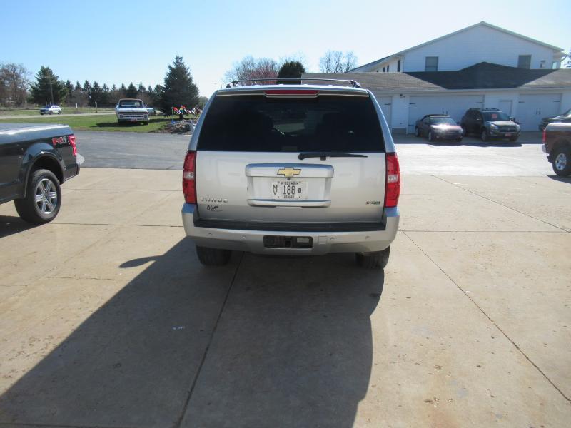 Chevrolet Tahoe LT 4WD 2011