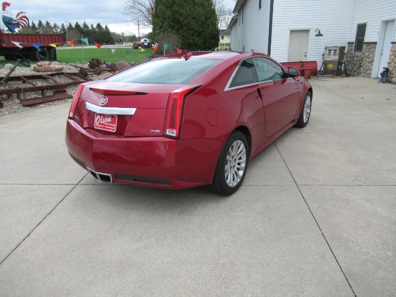 Cadillac CTS Performance Coupe AWD 2011