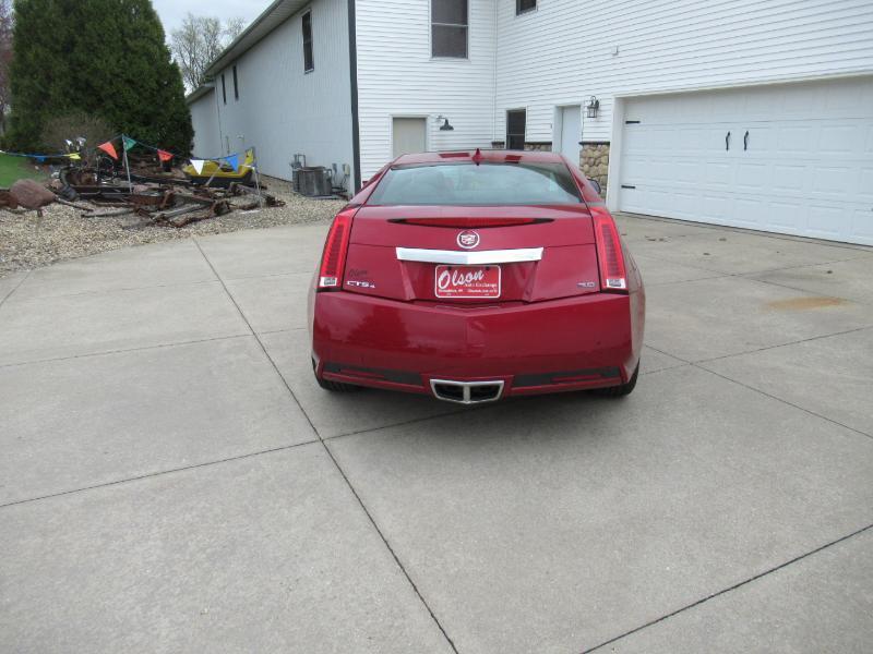 Cadillac CTS Performance Coupe AWD 2011