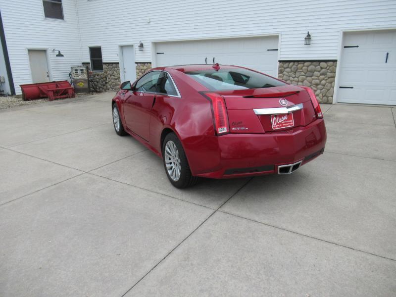 Cadillac CTS Performance Coupe AWD 2011