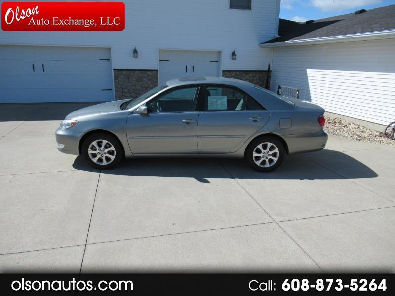 Toyota Camry XLE V6 2005