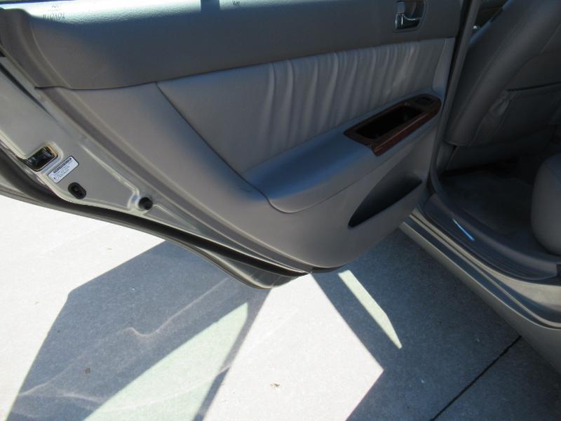 Toyota Camry XLE V6 2005