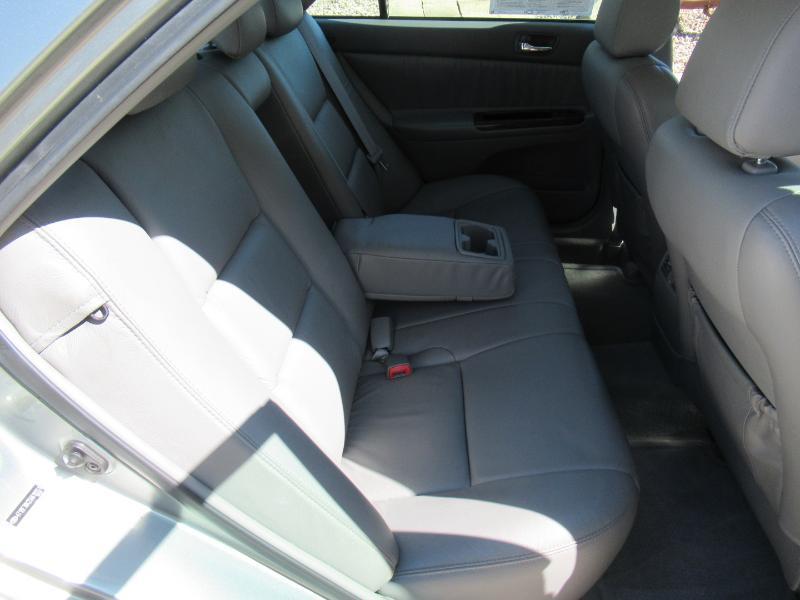 Toyota Camry XLE V6 2005