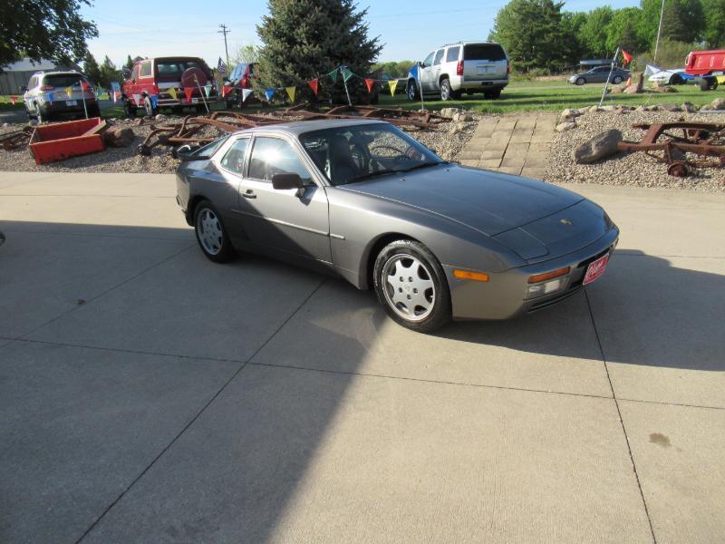 Porsche 944 S2 coupe 1989